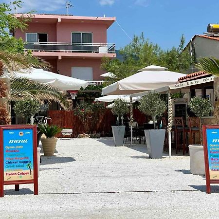 Plaisir Rooms Makriammos Exterior photo